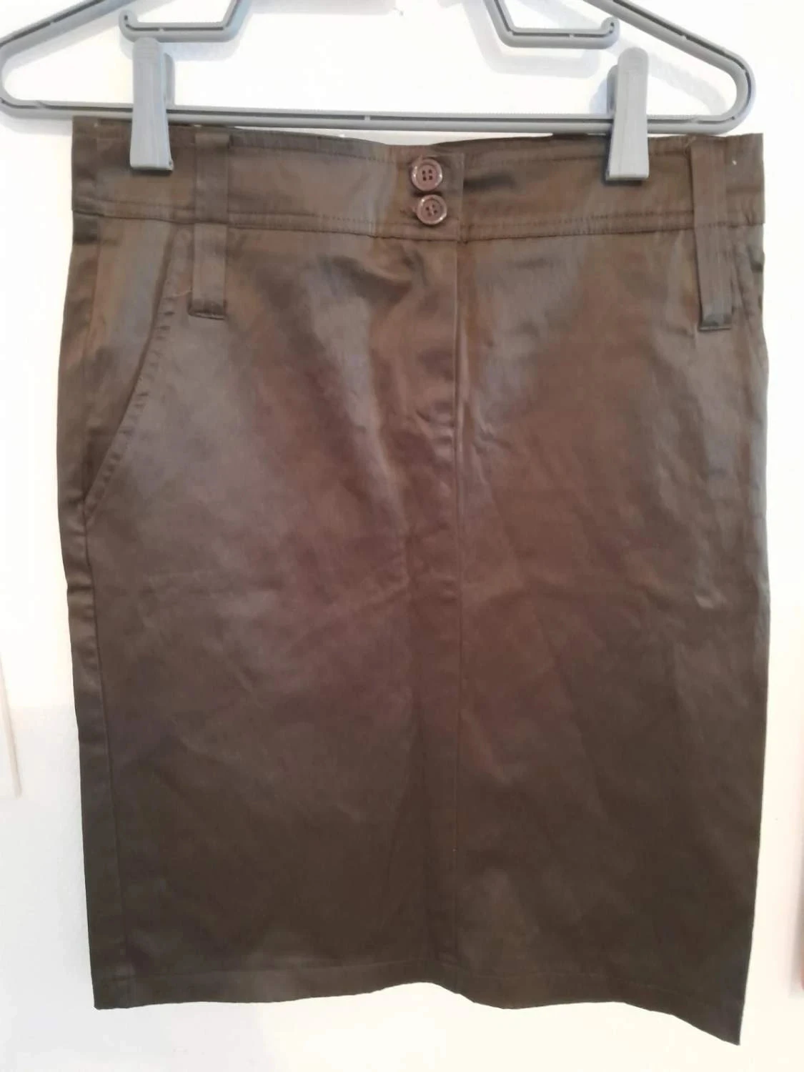 Jupe en satin , couleur marron, taille 3 (38/40)Marque Lulumary